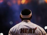 FBsports-逆转之夜，当北欧海盗撕碎斗牛士，苏亚雷斯的致命一击写就唯一神迹