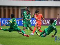 FB体育在线-沙特阿拉伯队备战欧洲预选赛，迎接挑战