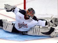 FB体育娱乐-篮球场上的无形博弈，当NBA总决赛遇上伊朗收割中国的隐喻