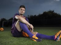 FB体育在线-阿坎吉状态火热，勒沃库森巅峰对决，胜出伊拉克的足球启示