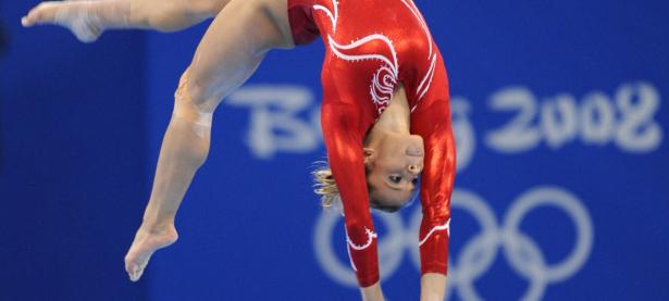 FB体育-独行侠轻取上海队，布伦森扛起全队