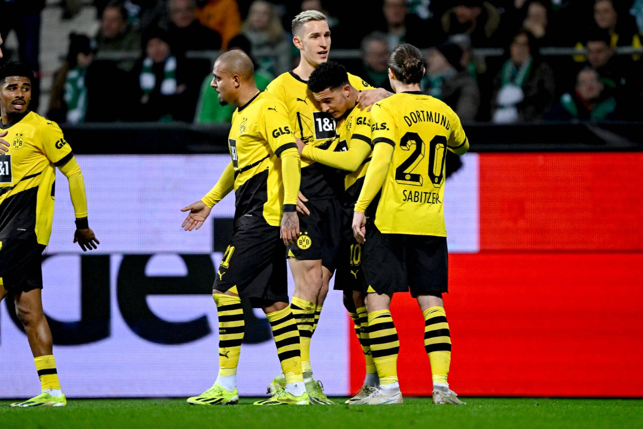 多特三连胜冲击德甲前四，球队状态回暖！的简单介绍