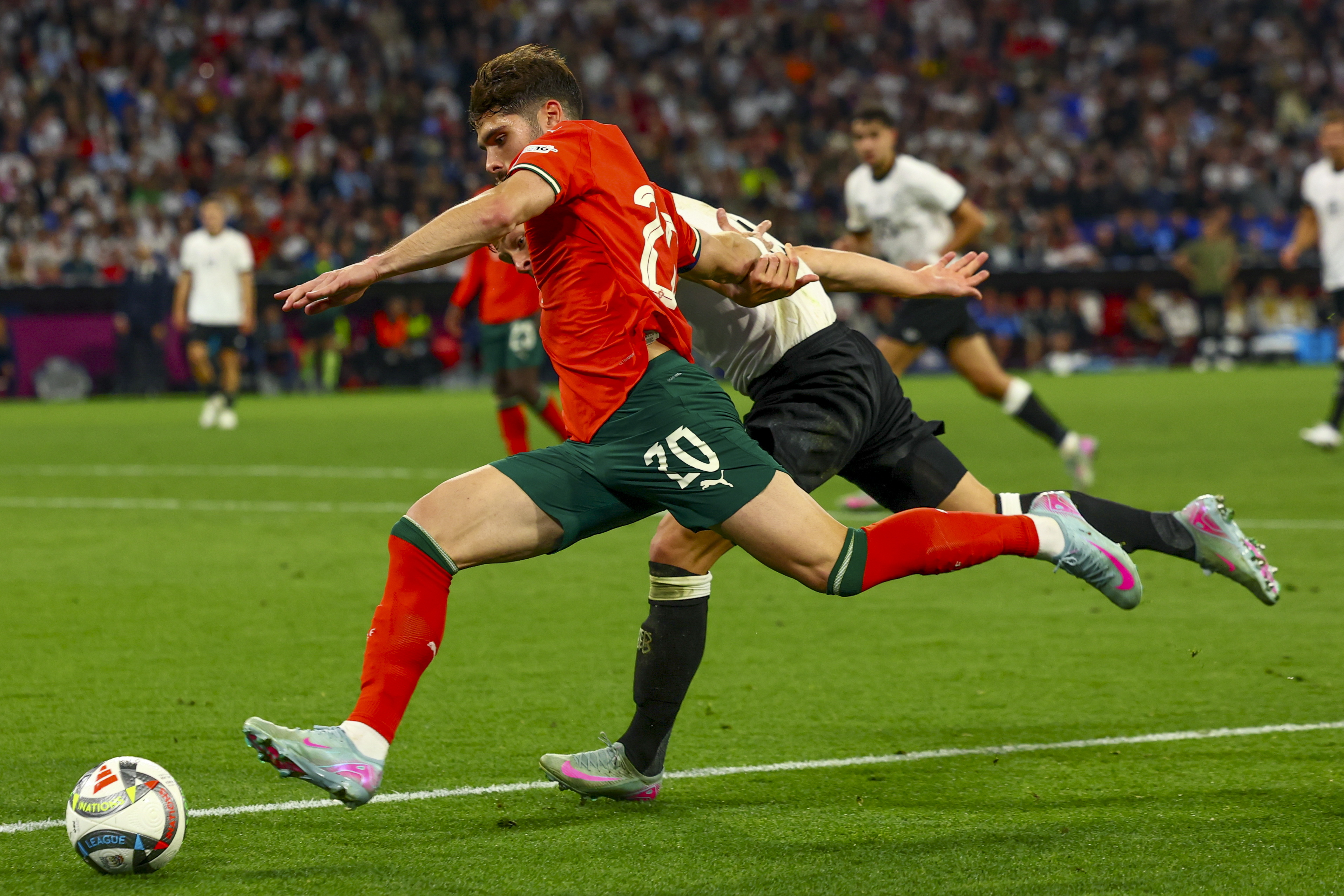 葡萄牙击败比利时，晋级欧国联决赛