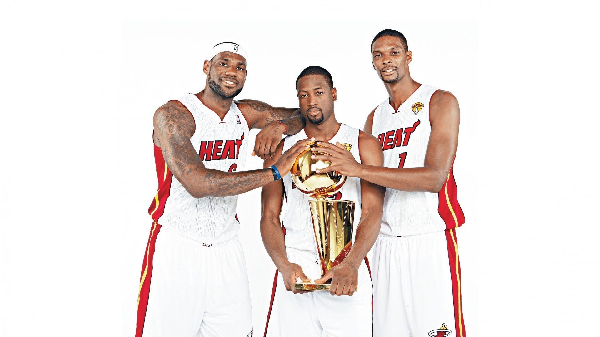 当奇迹同频共振,喀麦隆掀翻曼城之夜,穆勒抢七封神之时