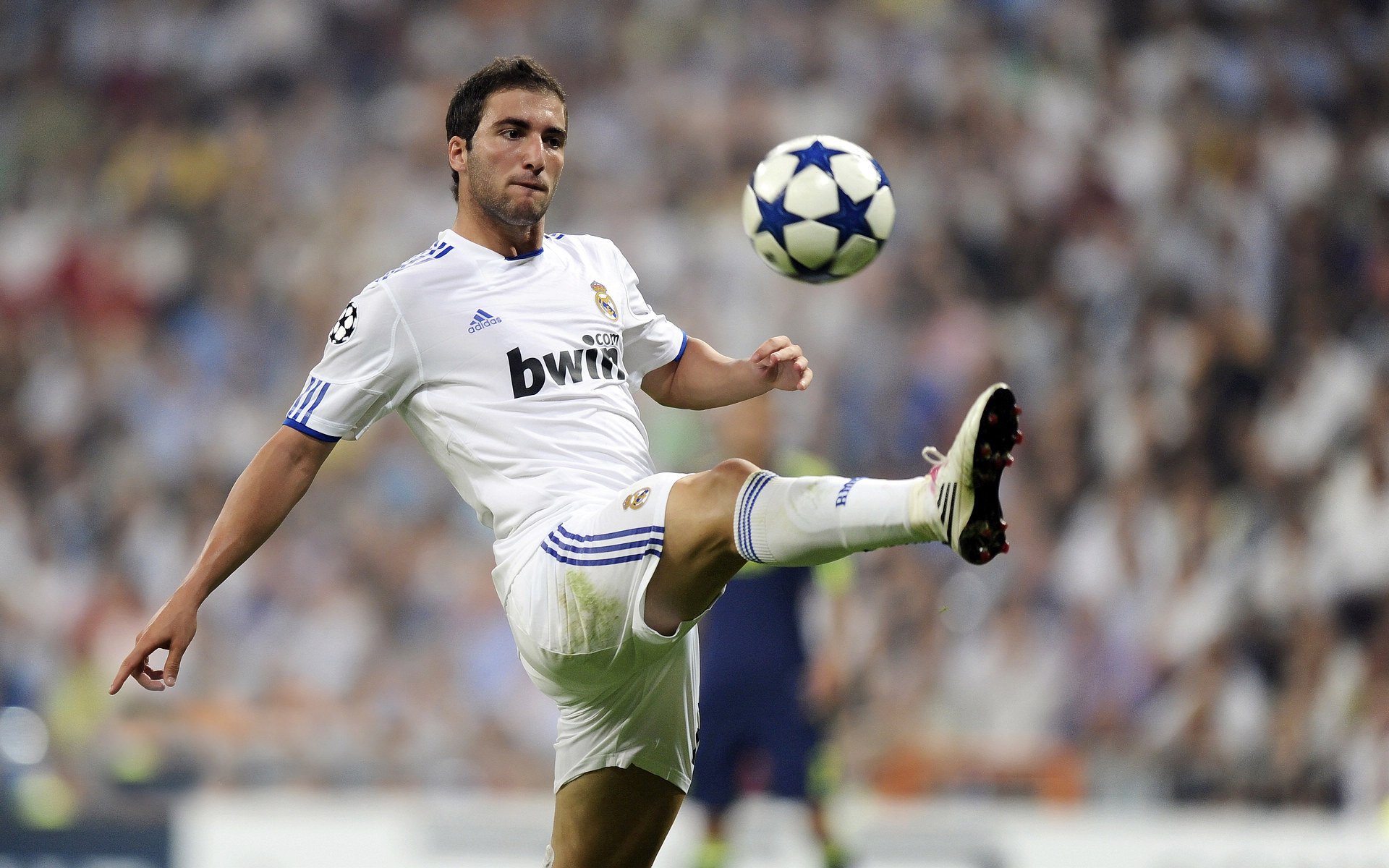 基耶萨硬仗之王本色尽显，曼联狂胜葡萄牙背后的战术密码