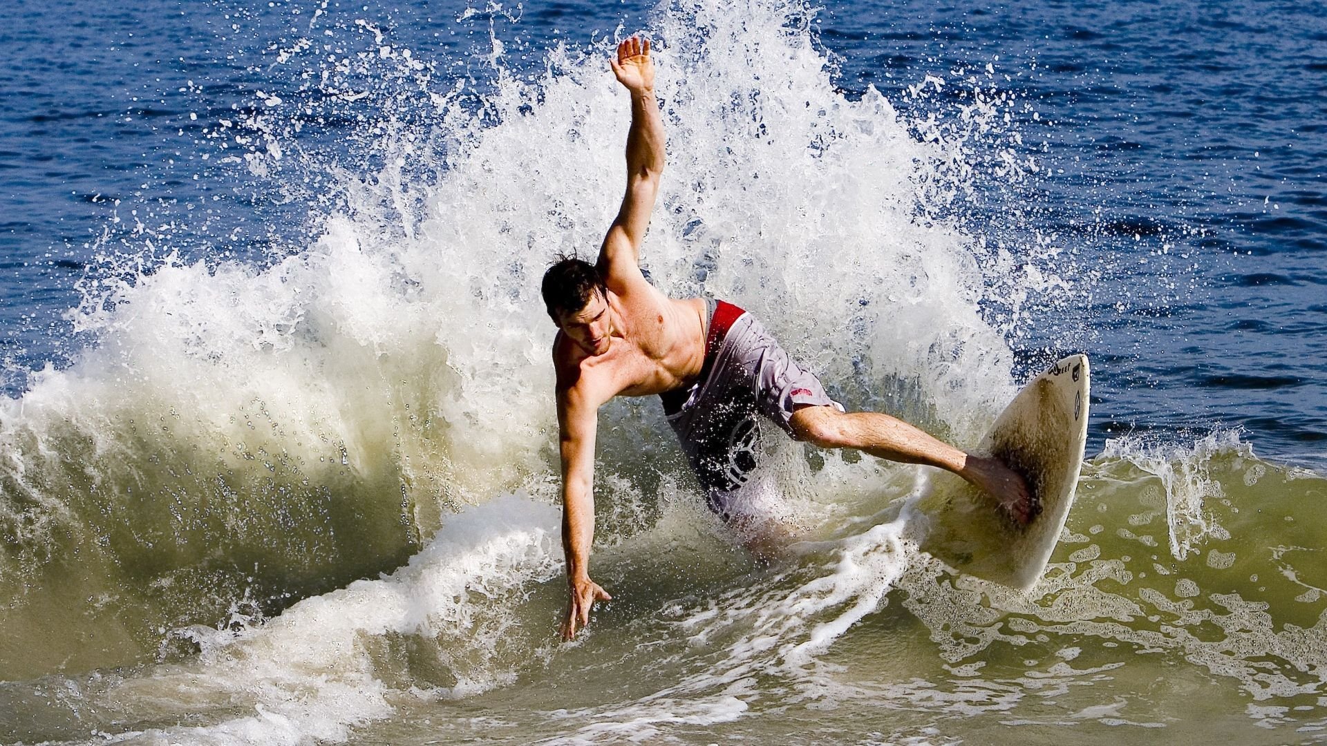 球场如战场,NBA季后赛焦点战与乌克兰强势拿下巴拉圭的启示
