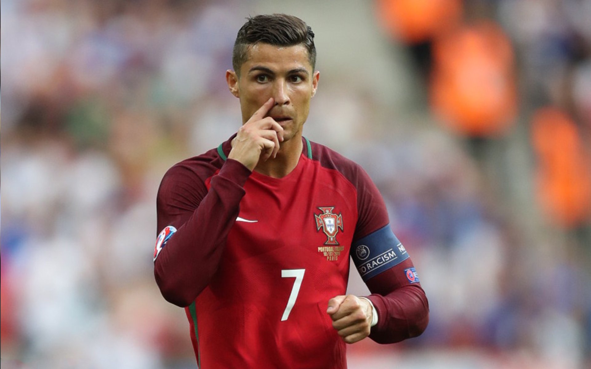 赛道上的心跳，拉塞尔绝杀点燃赛场，阿斯顿马丁力压迈凯伦